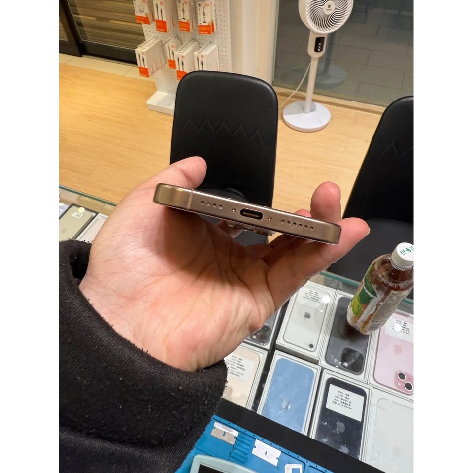 [永康] iPhone 16 Pro Max 512G 金-細節圖4