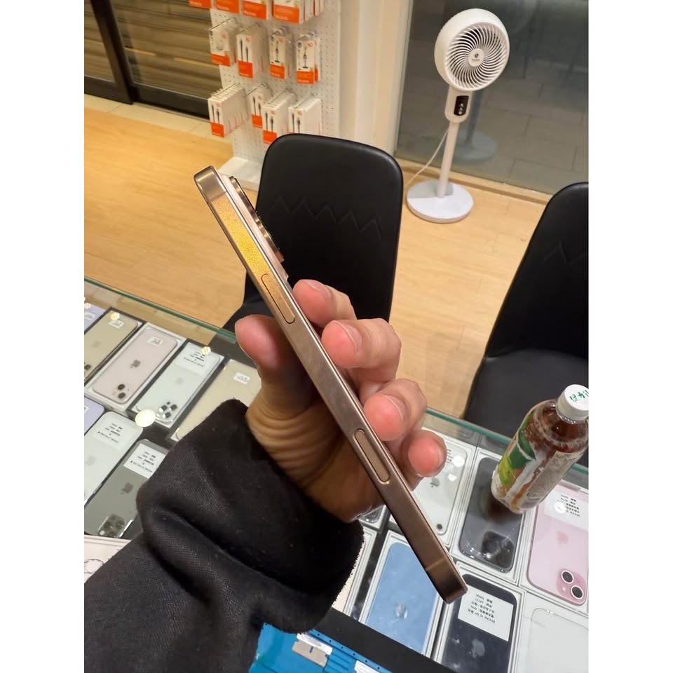 [永康] iPhone 16 Pro Max 512G 金-細節圖5
