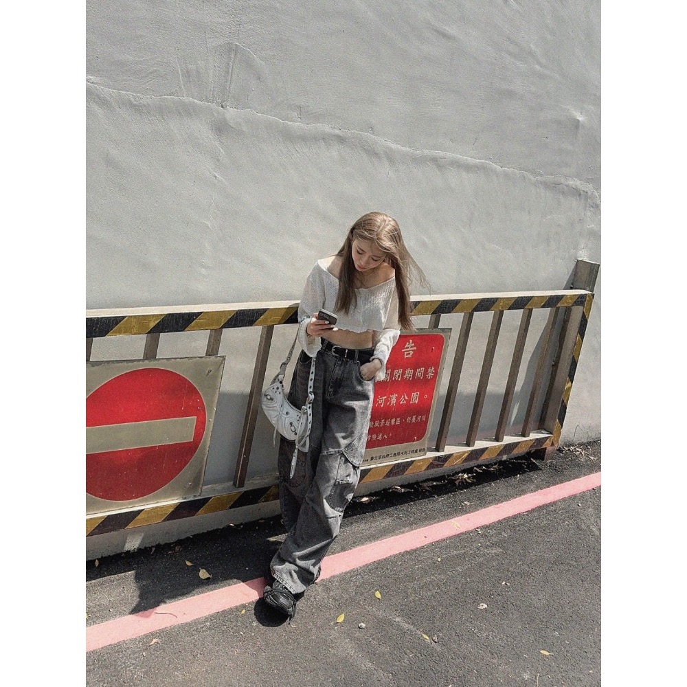 ￼【PORY STORE】 韓國 大口袋 工裝 牛仔褲 休閒 長褲 落地褲 牛仔長褲 寬鬆長褲 男生長褲 工裝褲 闊腿褲-細節圖7
