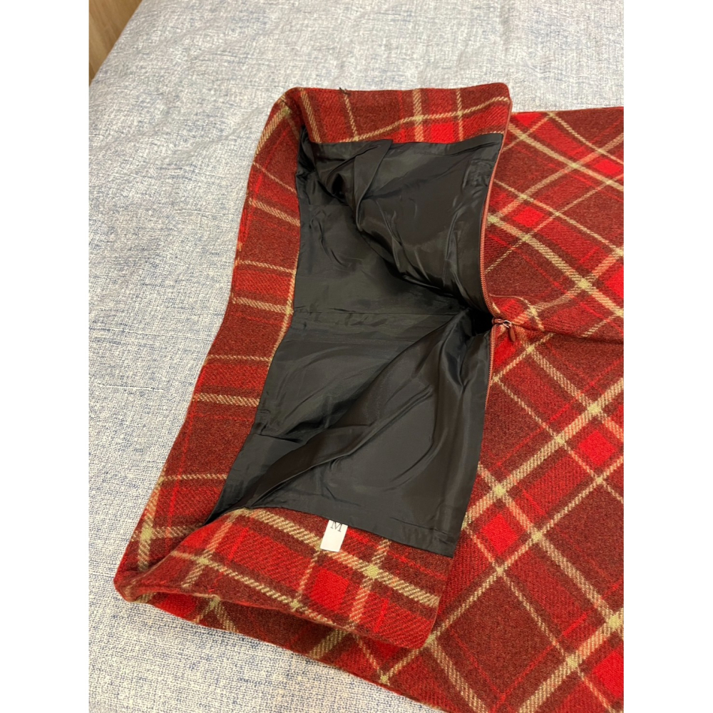 紅色格紋毛料小短裙~M號-細節圖3