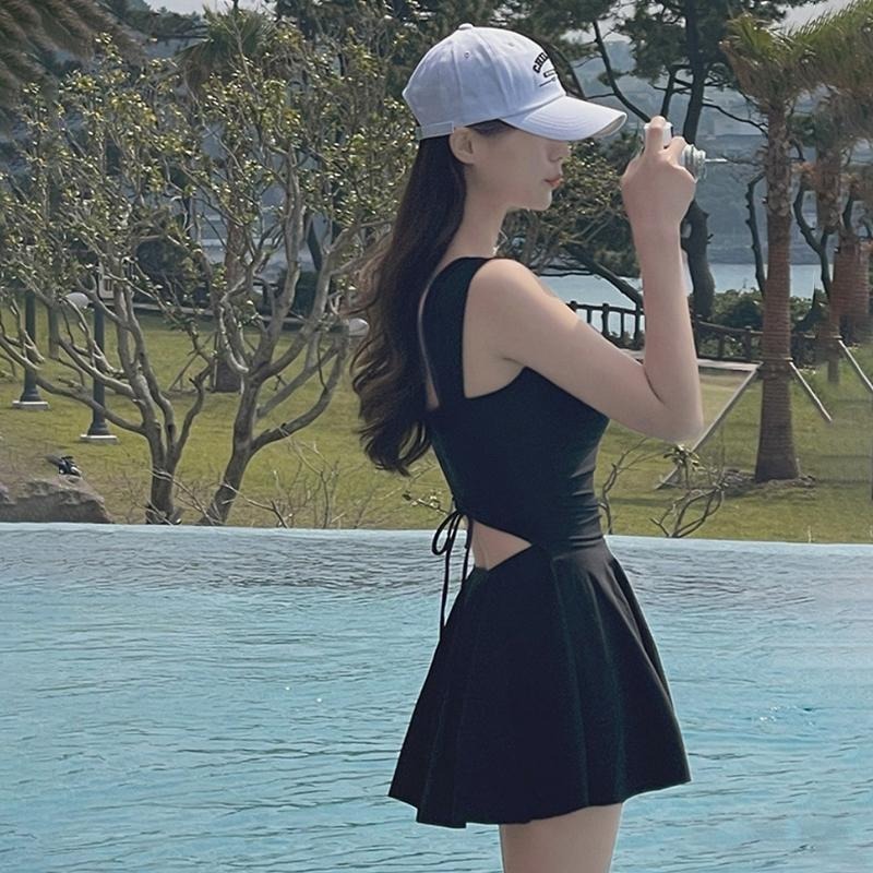 【D.studio】韓版顯瘦V領露背百褶裙連身泳衣 帶胸墊 優雅泳裝 女生泳衣【S133】-細節圖8