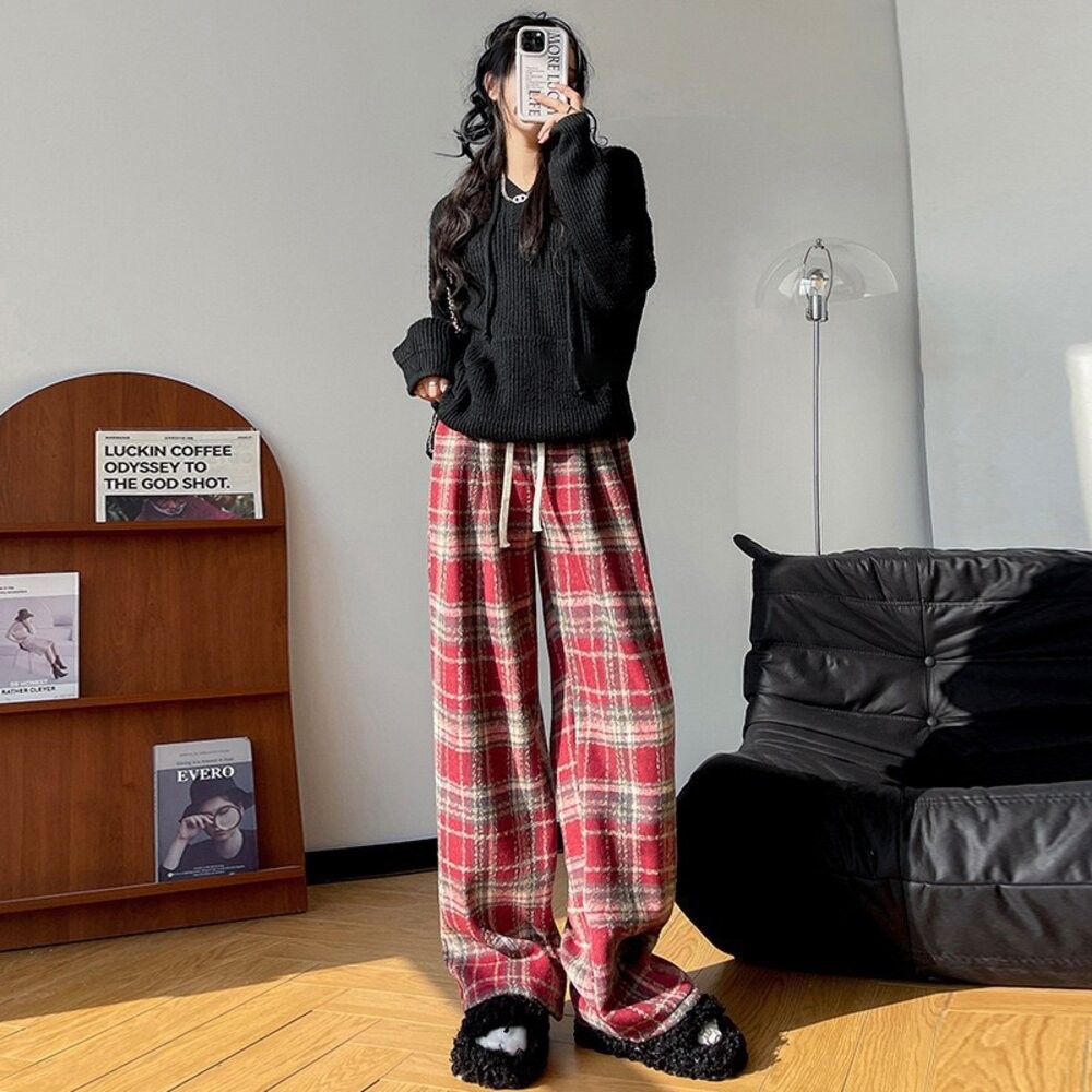 【台灣發貨】韓版加厚加絨保暖寬鬆復古格子寬褲 寬褲 褲子 女裝【P418】-細節圖9
