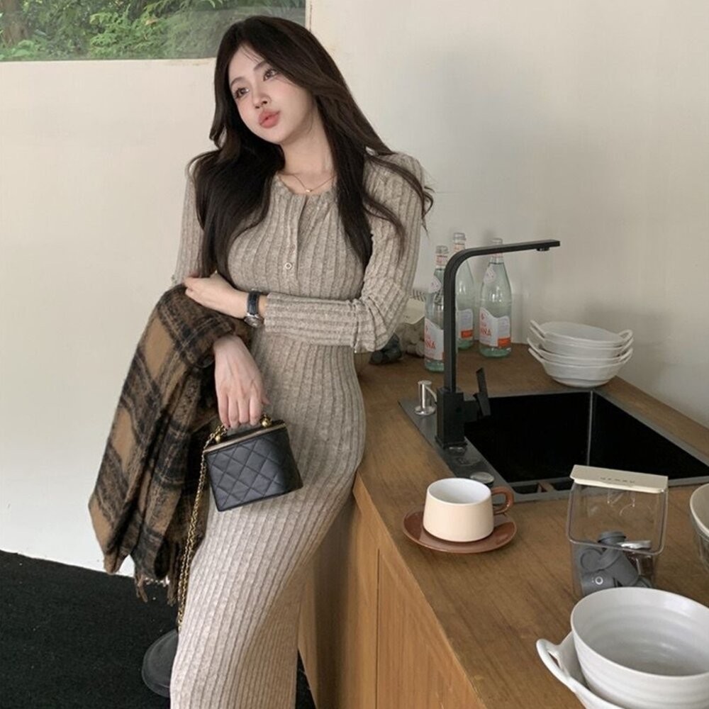 【台灣發貨】韓版氣質鈕扣針織洋裝 連身裙 吊帶裙 吊帶褲 女裝【S372】-細節圖4