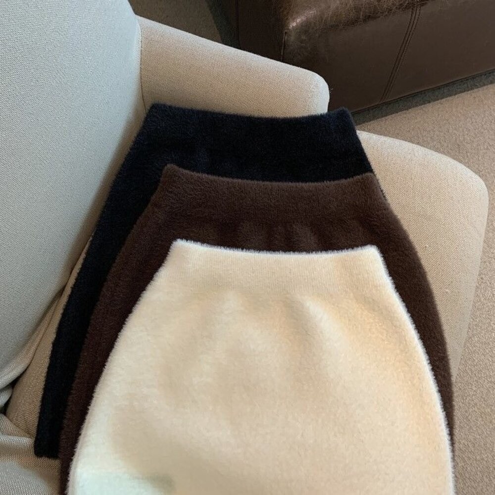 【台灣發貨】韓版氣質高腰毛毛短裙 裙子 褲裙 長裙 女裝【P407】-細節圖9