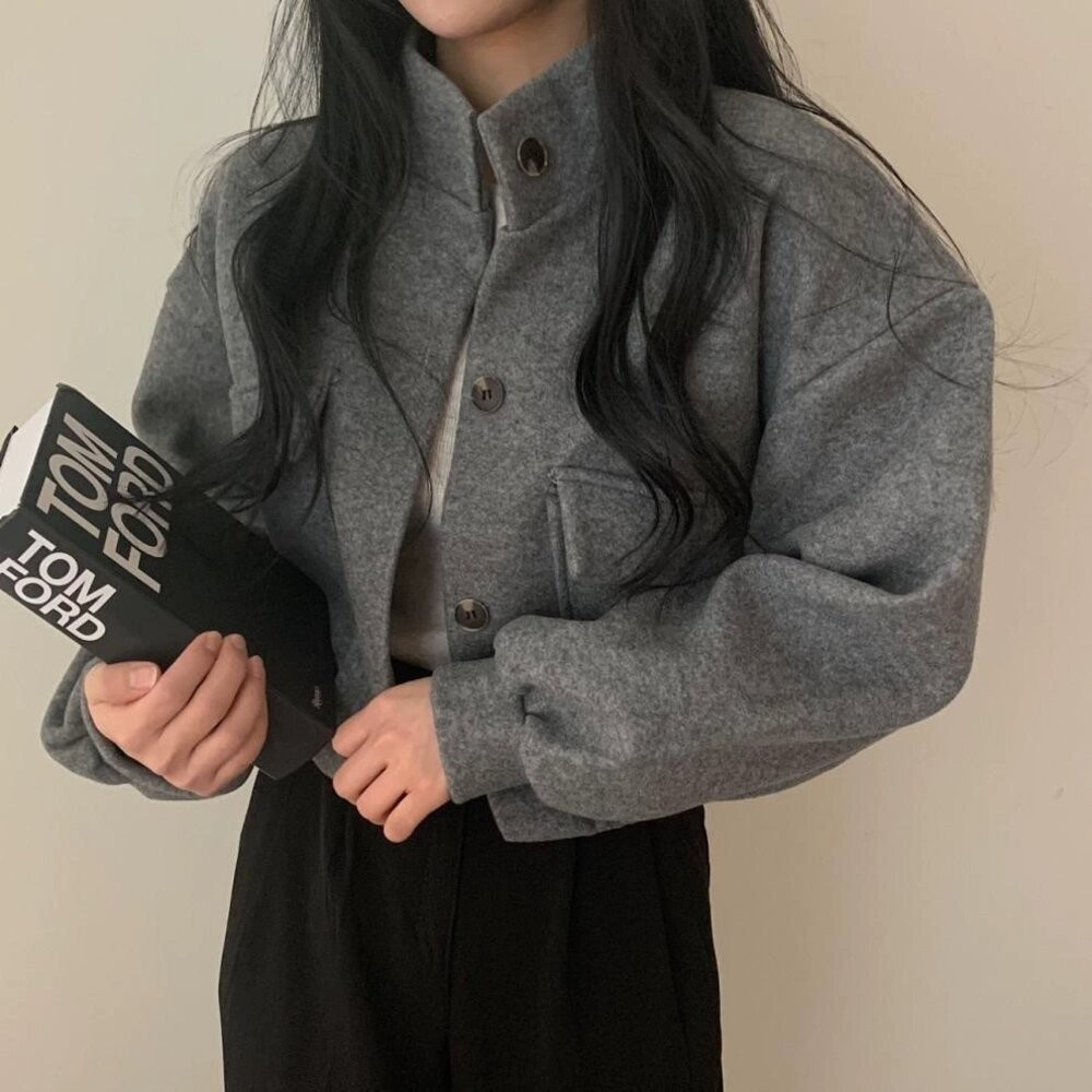 【台灣發貨】韓版立領小眾寬鬆休閒短版外套 外套 防曬外套 女裝 上衣 衣服【J301】-細節圖2