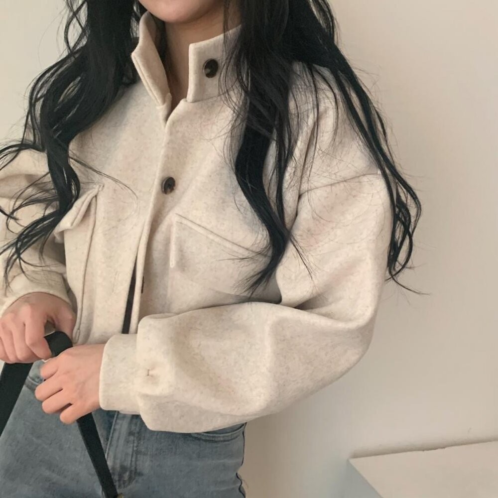 【台灣發貨】韓版立領小眾寬鬆休閒短版外套 外套 防曬外套 女裝 上衣 衣服【J301】-細節圖9