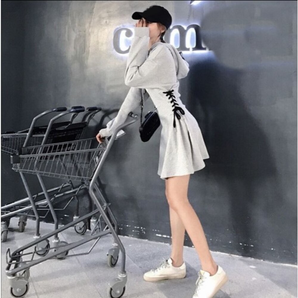 【台灣發貨】韓版寬鬆顯瘦收腰連帽上衣 連身裙 吊帶裙 吊帶褲 女裝【W83】-細節圖5