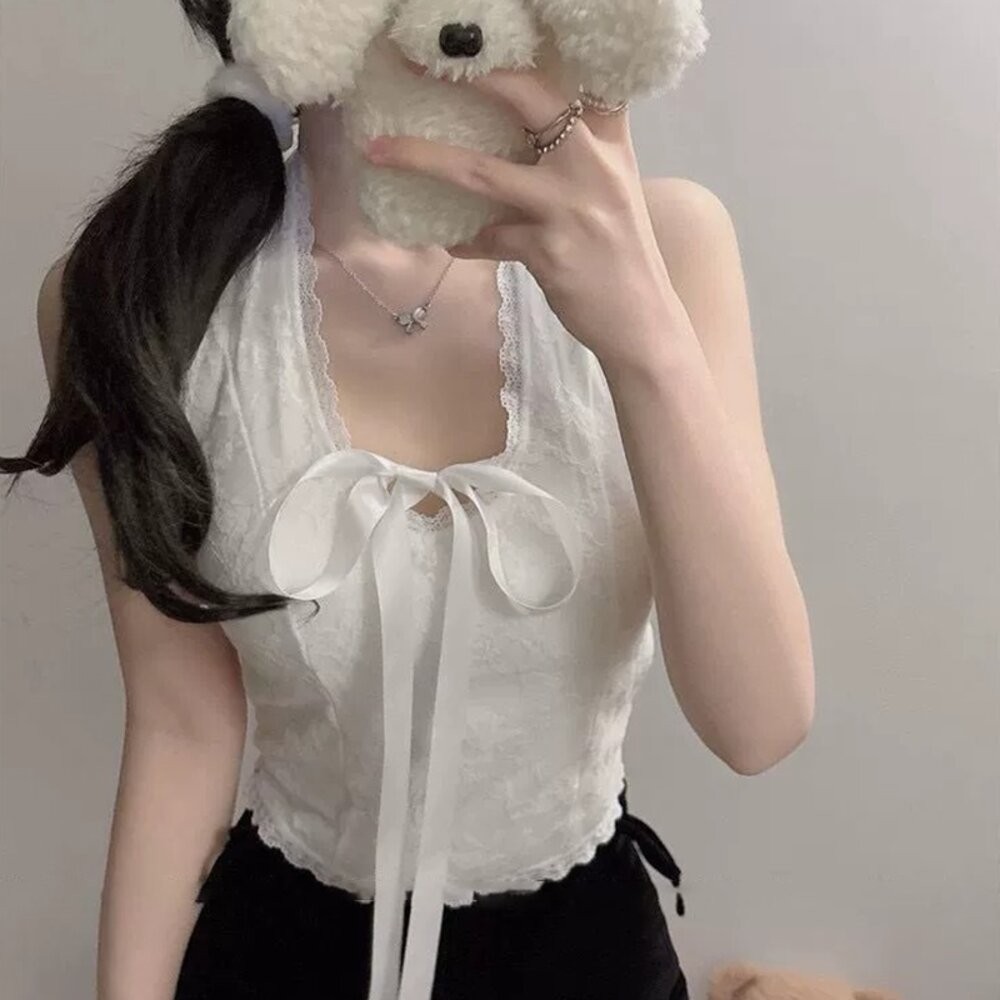 【台灣發貨】韓版蝴蝶結V領短版背心 帶胸墊免穿內衣 小可愛 背心 衣服 女裝 上衣【V434】-細節圖6