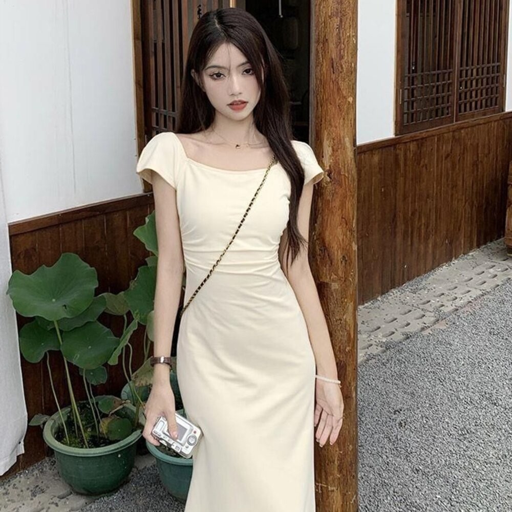 【台灣發貨】韓版氣質溫柔風顯瘦洋裝 連身裙 吊帶裙 吊帶褲 女裝【S359】-細節圖9