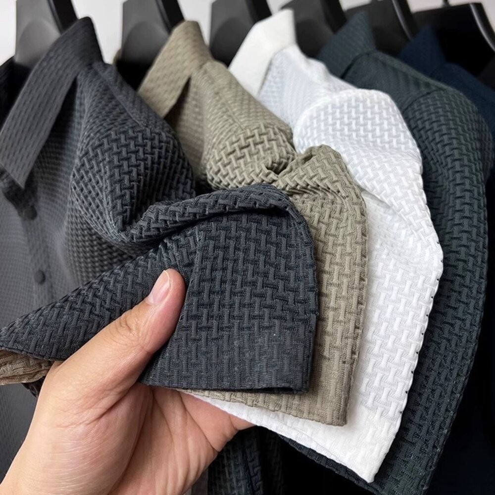 【台灣發貨】韓版薄透氣冰絲翻領短袖上衣 衣服 男裝 t恤 短袖t恤 上衣【T665】-細節圖2