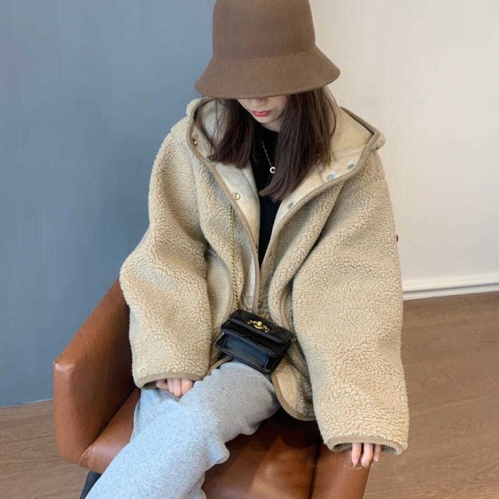 【台灣發貨】韓版寬鬆慵懶毛絨連帽外套 外套 防曬外套 女裝 上衣 衣服【J330】-細節圖6