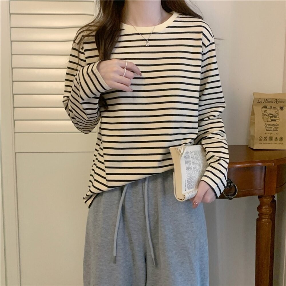 【台灣發貨】韓版寬鬆百搭條紋打底長袖上衣 長袖上衣 長袖t恤 衣服 女裝 上衣【W578】-細節圖4