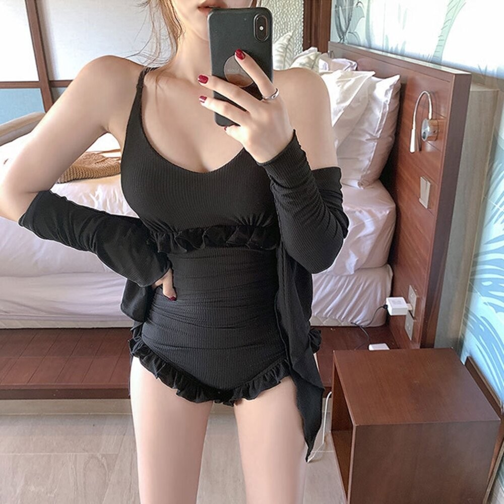 【台灣發貨】韓版連身吊帶顯瘦花邊泳衣【S133】-細節圖2