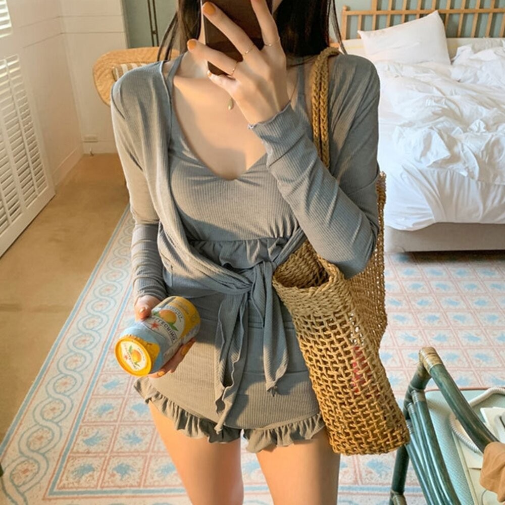 【台灣發貨】韓版連身吊帶顯瘦花邊泳衣【S133】-細節圖3