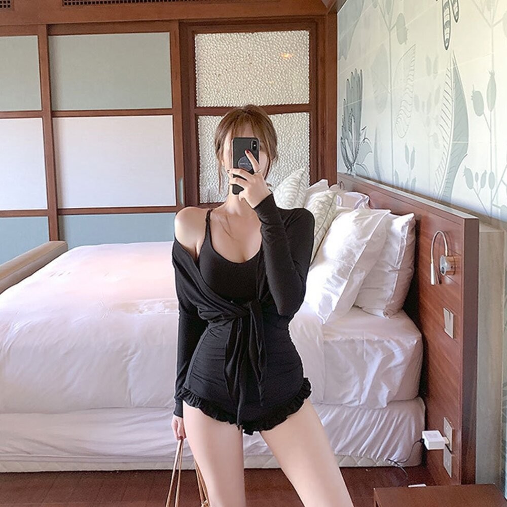 【台灣發貨】韓版連身吊帶顯瘦花邊泳衣【S133】-細節圖8