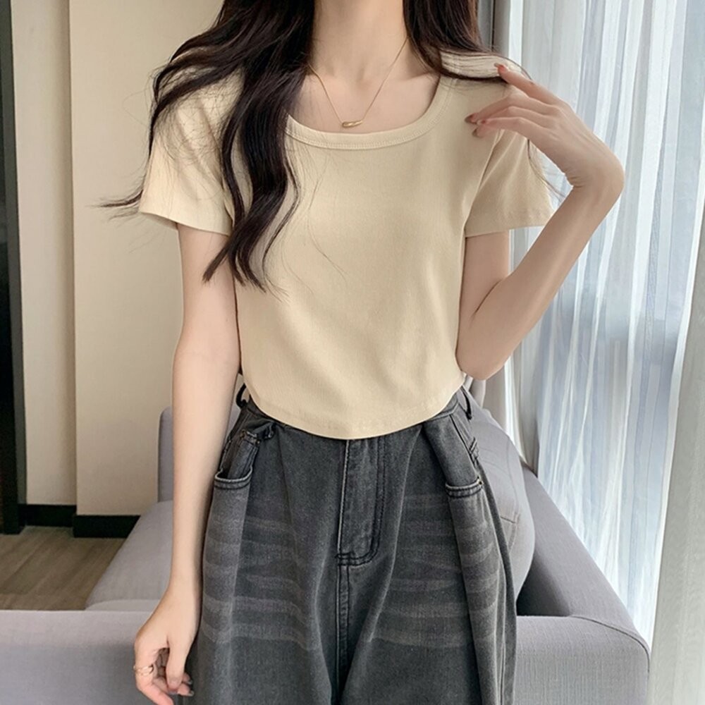 【台灣發貨】韓版修身顯瘦弧形下擺短版上衣 衣服 女裝 t恤 短袖t恤 上衣【T598】-細節圖4