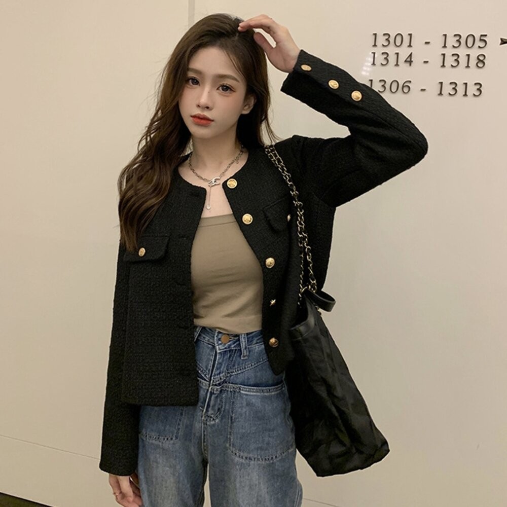 【台灣發貨】韓版高級感氣質短版外套 外套 防曬外套 女裝 上衣 衣服【J322】-細節圖3