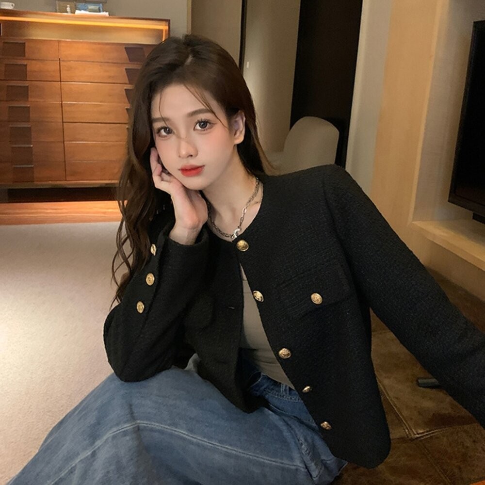 【台灣發貨】韓版高級感氣質短版外套 外套 防曬外套 女裝 上衣 衣服【J322】-細節圖5