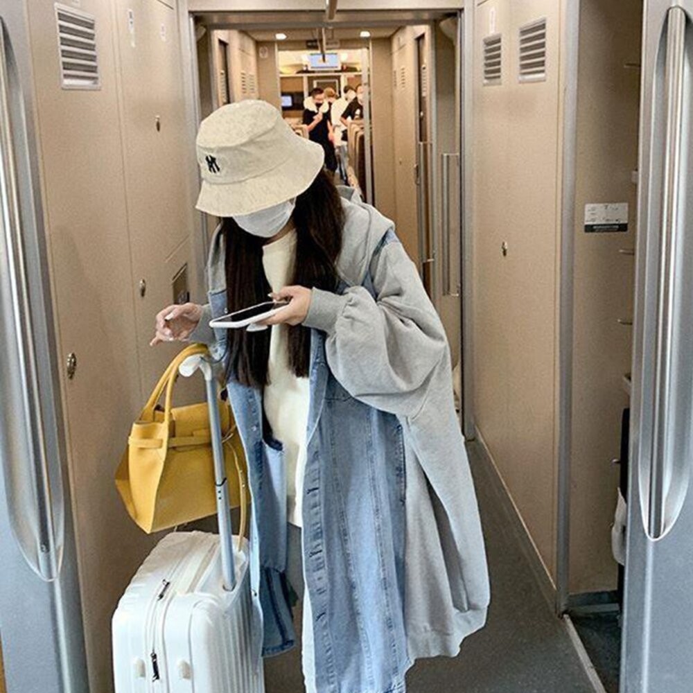 【台灣發貨】韓版休閒寬鬆拼接連帽牛仔外套 外套 防曬外套 女裝 上衣 衣服【J289】-細節圖9