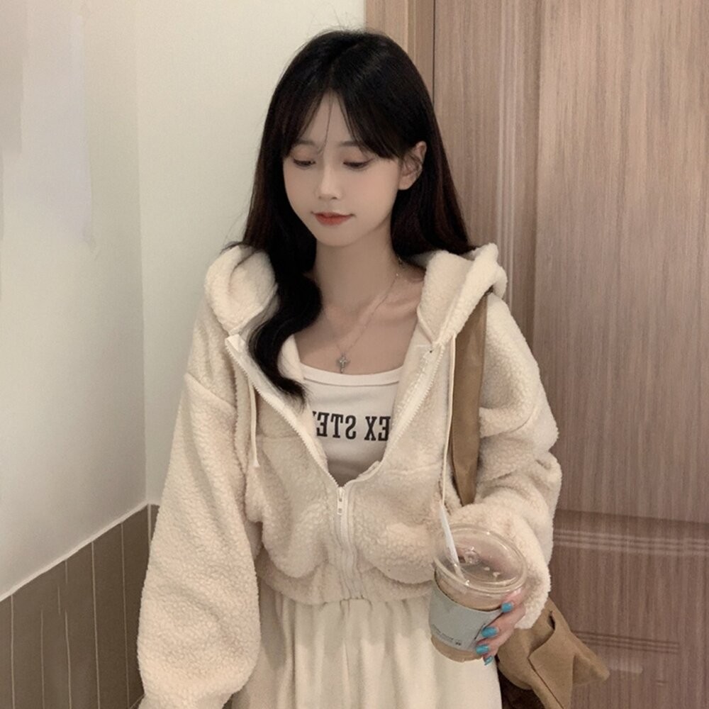 【台灣發貨】韓版毛絨連帽短版外套 外套 防曬外套 女裝 上衣 衣服 【J180】-細節圖3