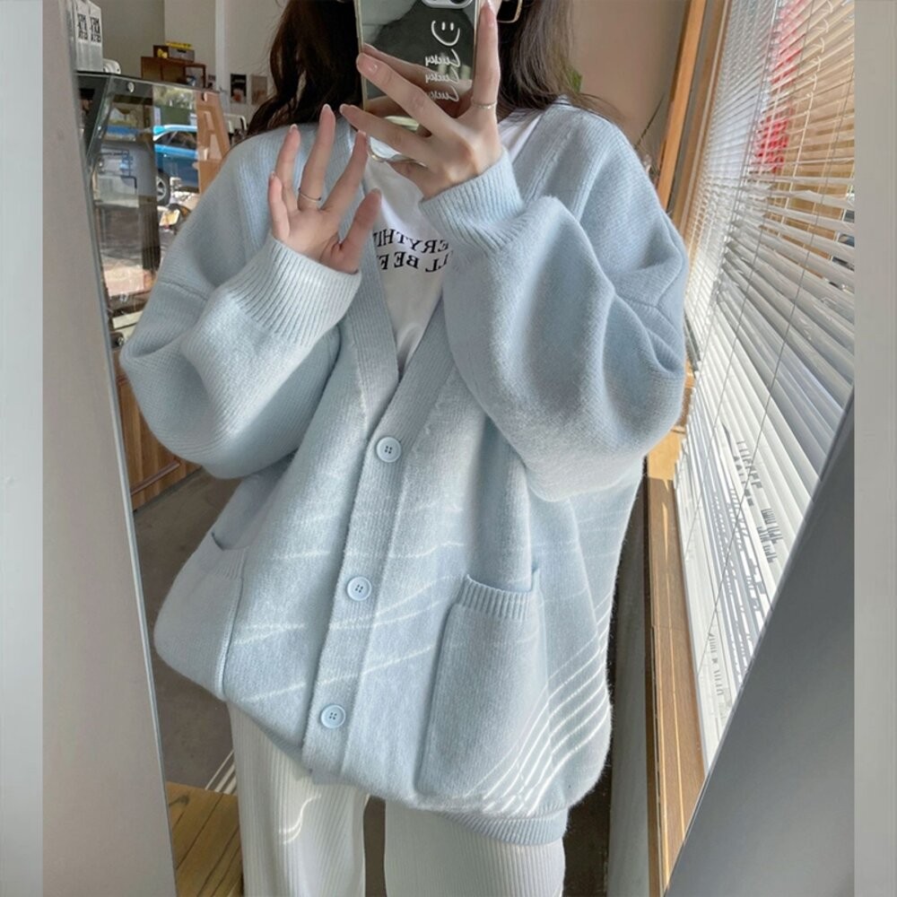 【台灣發貨】韓版慵懶風軟糯寬鬆V領針織外套 外套 防曬外套 女裝 上衣 衣服【J287】-細節圖8