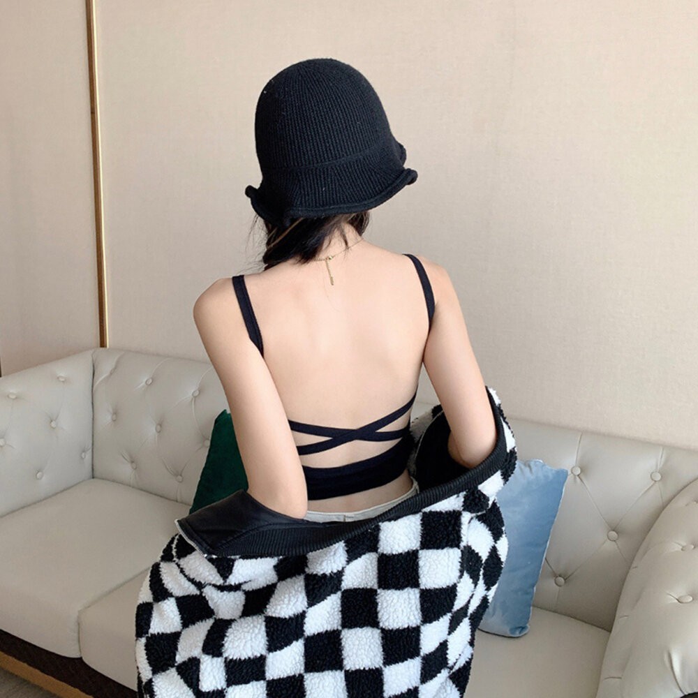 【台灣發貨】韓版露背交叉美背一體式小可愛 帶胸墊免穿內衣 小可愛 背心 衣服 女裝 上衣【V105】-細節圖5