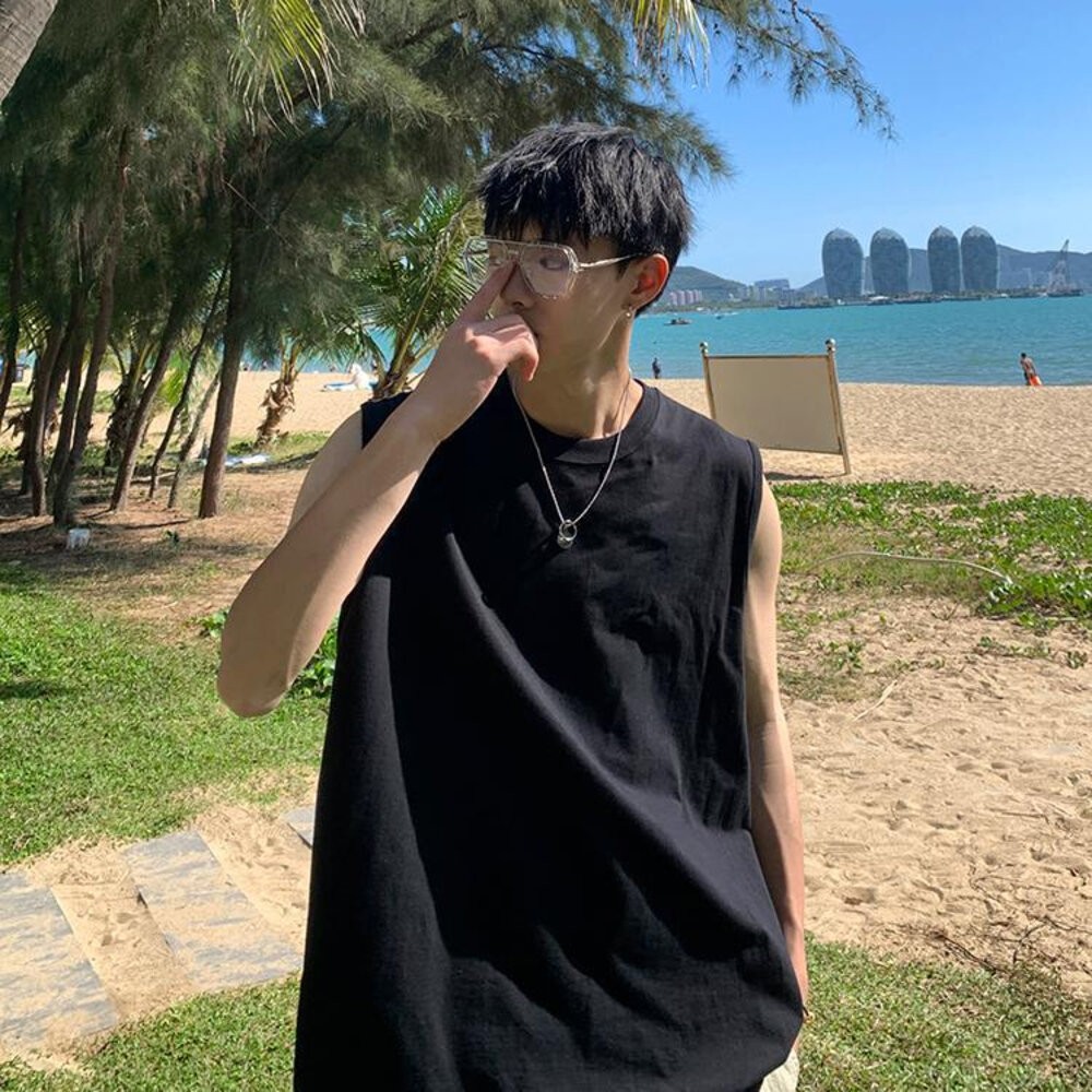 【台灣發貨】韓版男款百搭素色運動背心 小可愛 背心 衣服 男裝 上衣【V268】-細節圖6