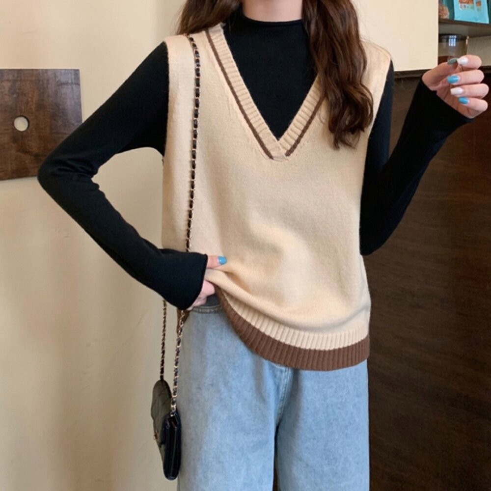 【台灣發貨】韓版疊加穿搭寬鬆針織背心 小可愛 背心 衣服 女裝 上衣【W358】-細節圖2