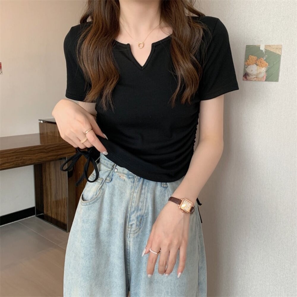 【台灣發貨】韓版設計感V領抽繩短袖上衣 衣服 女裝 t恤 短袖t恤 上衣【T493】-細節圖4