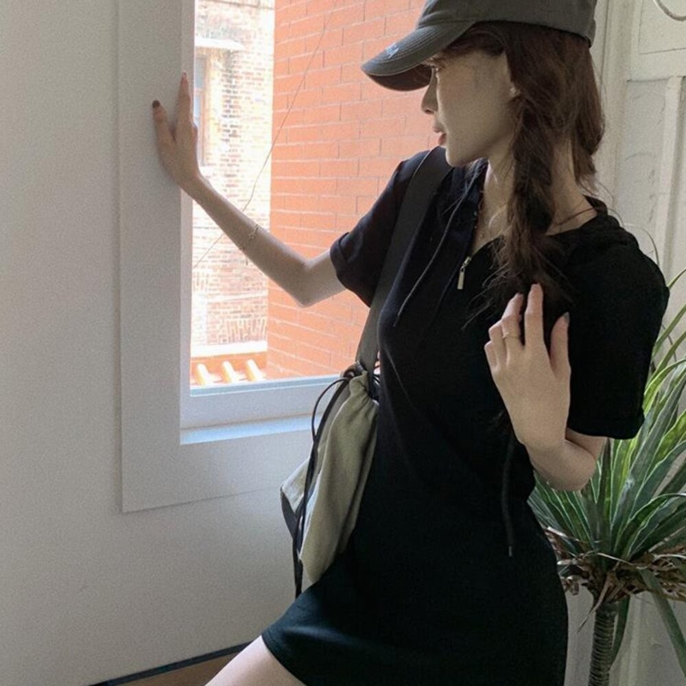 【台灣發貨】韓版設計感顯瘦連帽連衣裙 連身裙 吊帶裙 吊帶褲 女裝【S214】-細節圖6