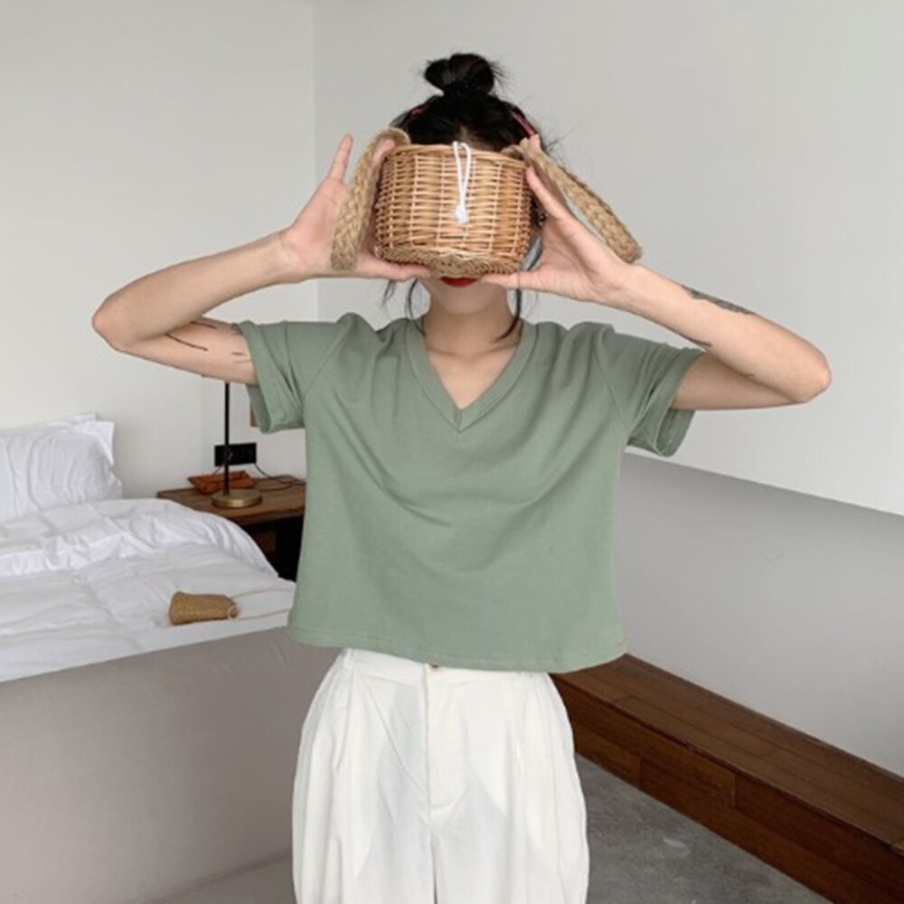 【台灣發貨】韓版寬鬆V領顯瘦短袖上衣 衣服 女裝 t恤 短袖t恤 上衣【T488】-細節圖8