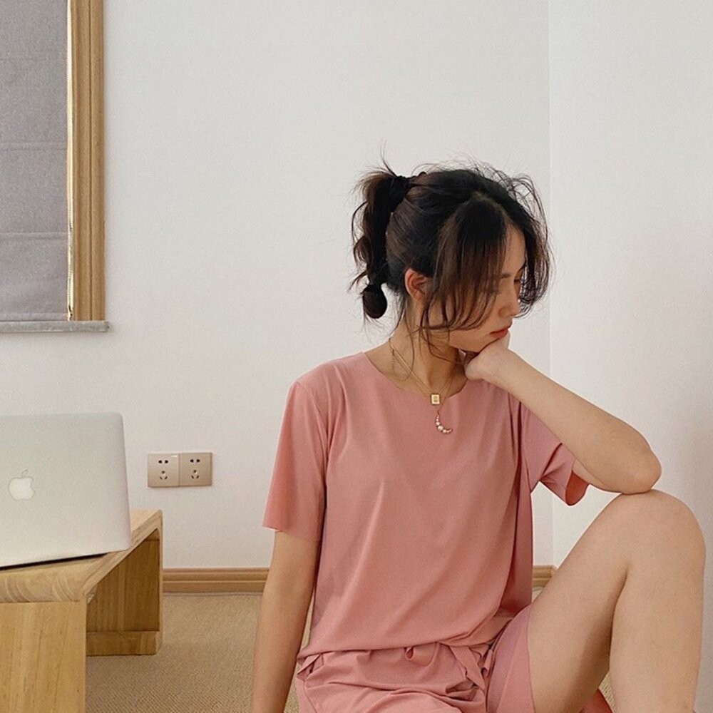 【台灣發貨】韓版夏季薄軟軟冰絲睡衣 套裝 衣服 女裝 t恤 短袖t恤 上衣【S202】-細節圖3