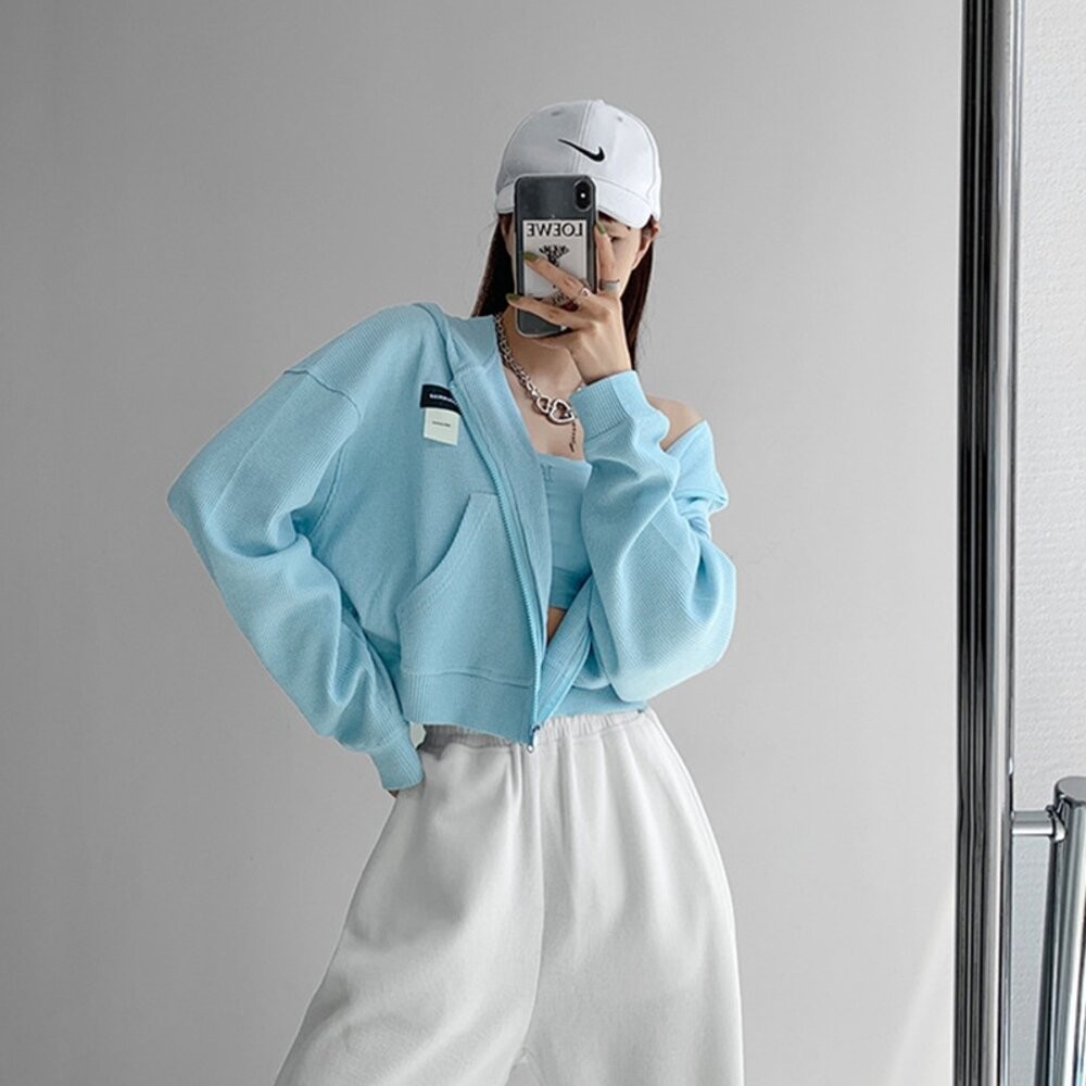 【台灣發貨】韓版顯瘦短版連帽外套 外套 防曬外套 女裝 上衣 衣服【J214】-細節圖3