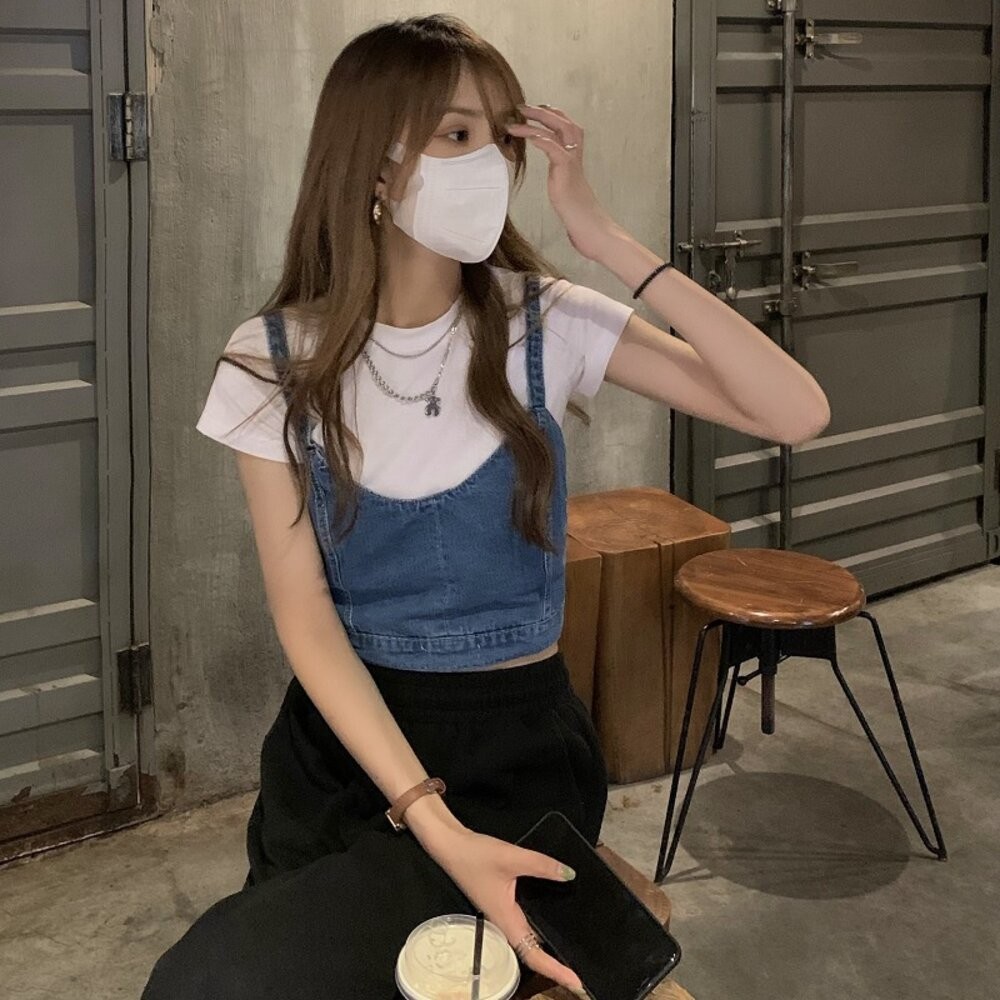 【台灣發貨】韓版設計感小眾牛仔吊帶背心 套裝 小可愛 背心 衣服 女裝 上衣 V220【T222】-細節圖3