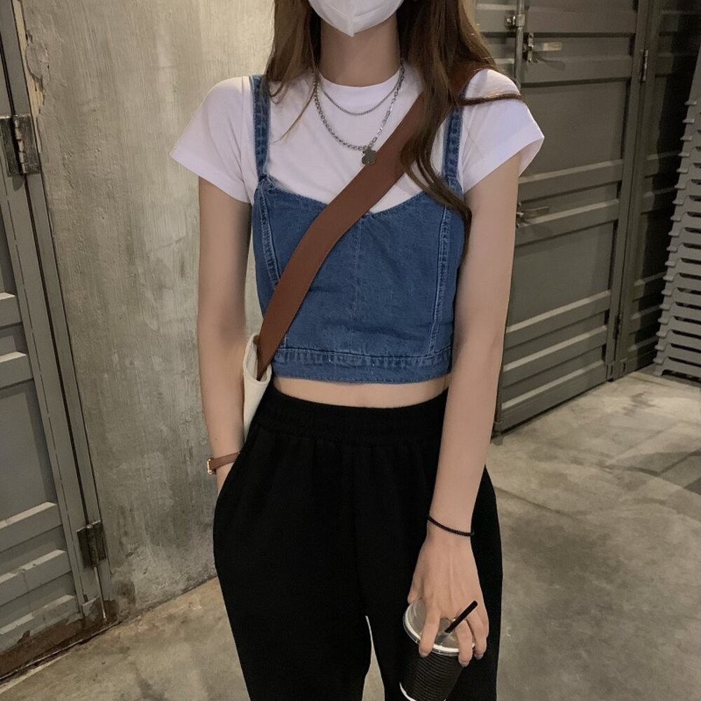 【台灣發貨】韓版設計感小眾牛仔吊帶背心 套裝 小可愛 背心 衣服 女裝 上衣 V220【T222】-細節圖7