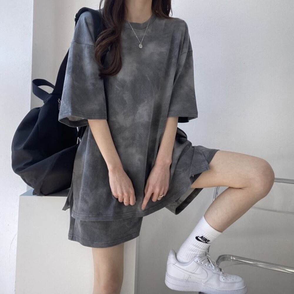 【台灣發貨】韓版小個子炫彩運動套裝 兩件套 衣服 女裝 t恤 短袖t恤 上衣【S181】-細節圖3