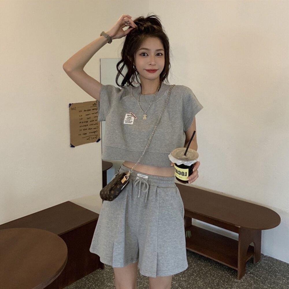 【台灣發貨】韓版小個子休閒運動套裝 衣服 女裝 t恤 短袖t恤 上衣【S179】-細節圖2