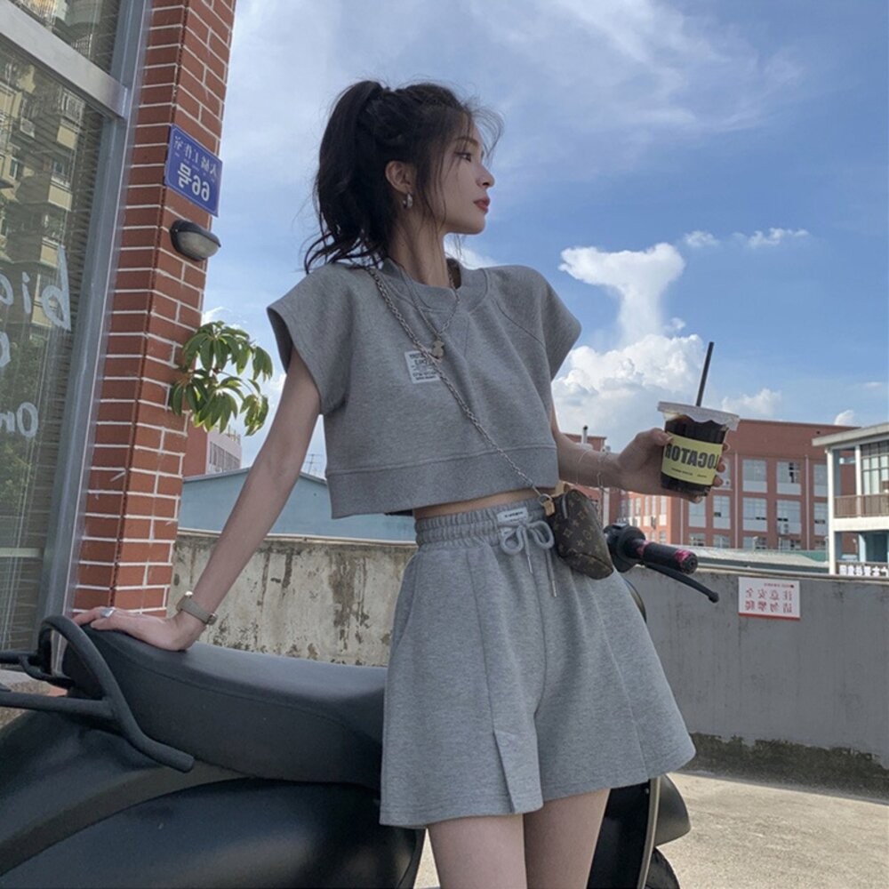 【台灣發貨】韓版小個子休閒運動套裝 衣服 女裝 t恤 短袖t恤 上衣【S179】-細節圖5