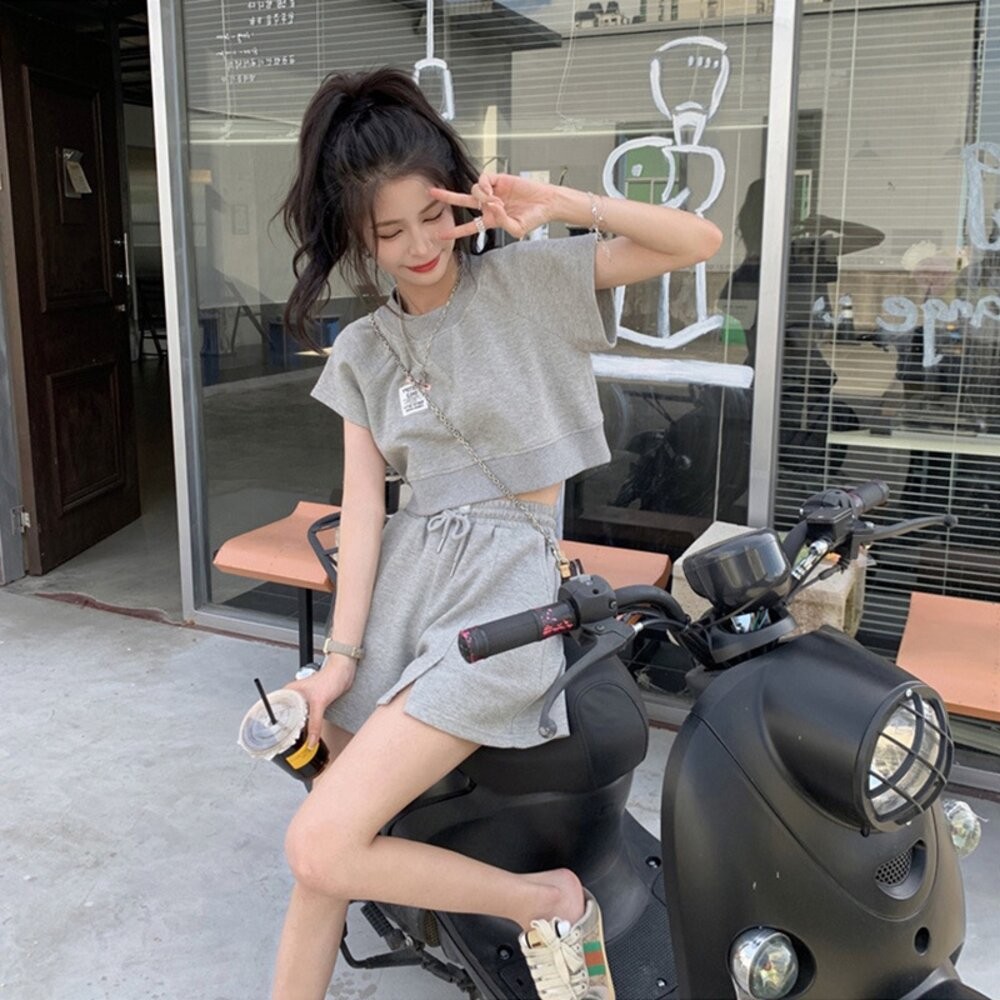 【台灣發貨】韓版小個子休閒運動套裝 衣服 女裝 t恤 短袖t恤 上衣【S179】-細節圖7