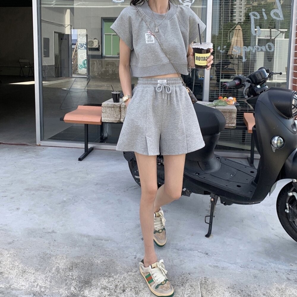 【台灣發貨】韓版小個子休閒運動套裝 衣服 女裝 t恤 短袖t恤 上衣【S179】-細節圖9