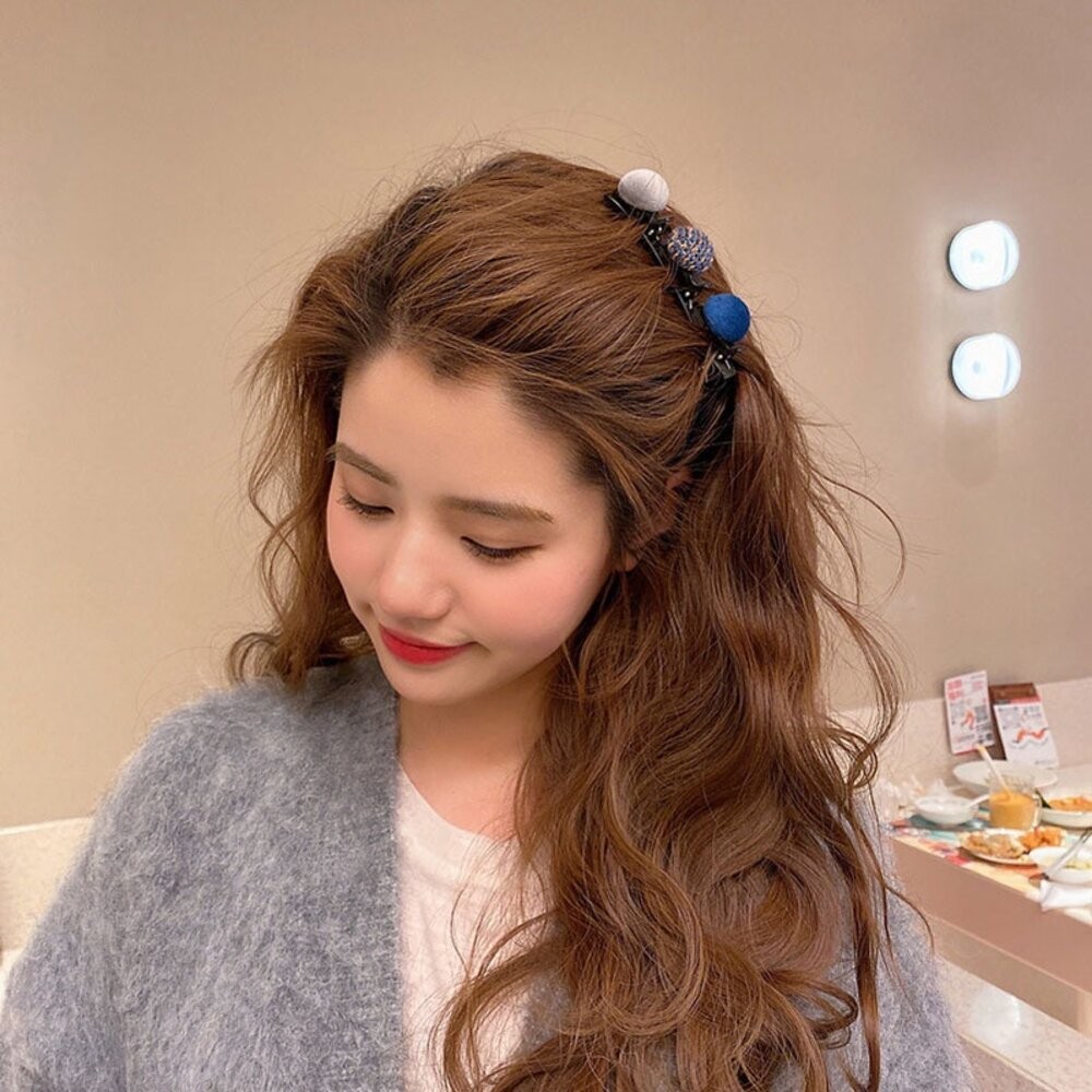 【台灣發貨】韓版小香風毛毛球側邊髮夾【N81】-細節圖5