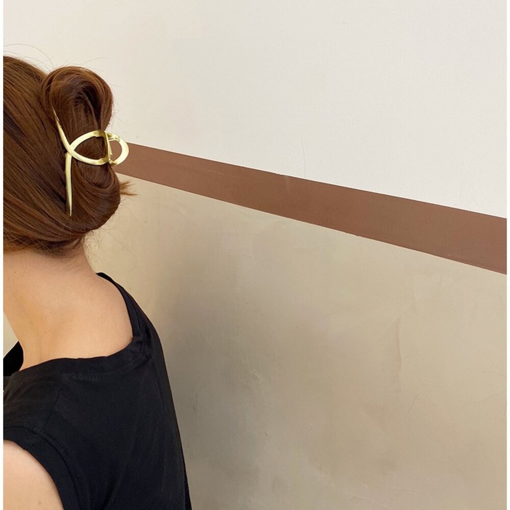 【台灣發貨】韓版復古小仙女極簡金色金屬爪夾 髮夾 洗澡髮夾 髮夾 髮飾 頭飾【O86】-細節圖4