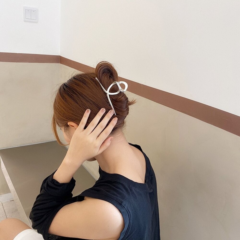 【台灣發貨】韓版復古小仙女極簡金色金屬爪夾 髮夾 洗澡髮夾 髮夾 髮飾 頭飾【O86】-細節圖7