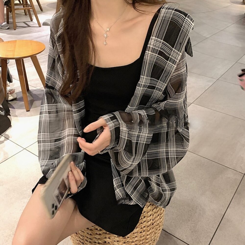 【台灣發貨】韓版慵懶風寬鬆格子防曬外套 外套 防曬外套 女裝 上衣 衣服【J161】-細節圖3