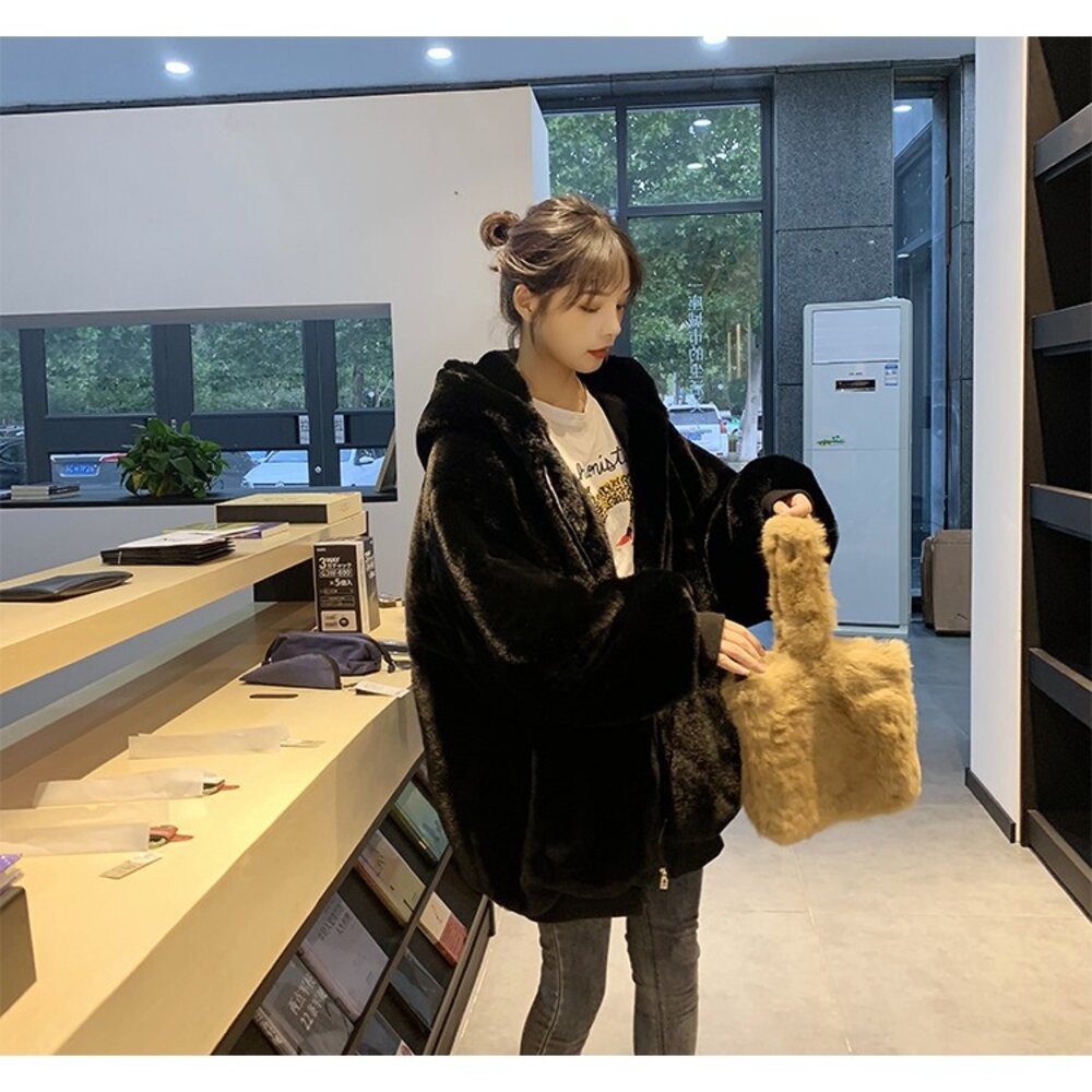 【台灣發貨】韓版寬鬆加厚連帽毛絨絨外套 外套 防曬外套 女裝 上衣 衣服 【J157】-細節圖8