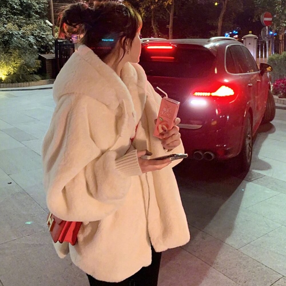 【台灣發貨】韓版毛絨保暖寬鬆連帽外套  外套 防曬外套 女裝 上衣 衣服 【J156】-細節圖4