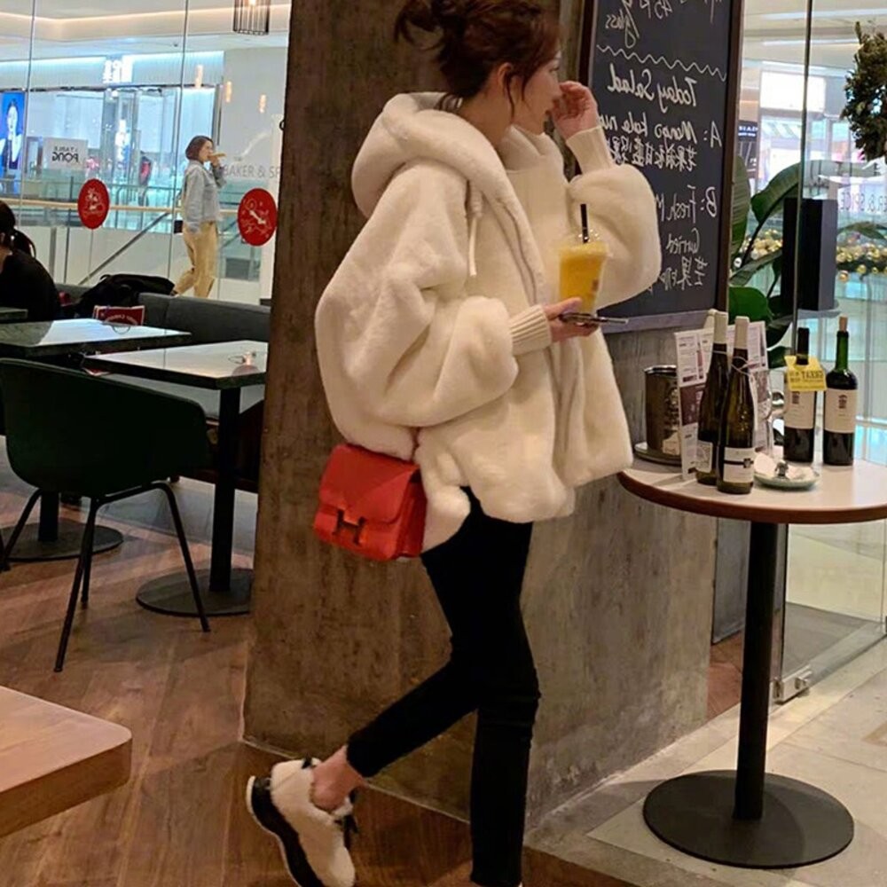 【台灣發貨】韓版毛絨保暖寬鬆連帽外套  外套 防曬外套 女裝 上衣 衣服 【J156】-細節圖5