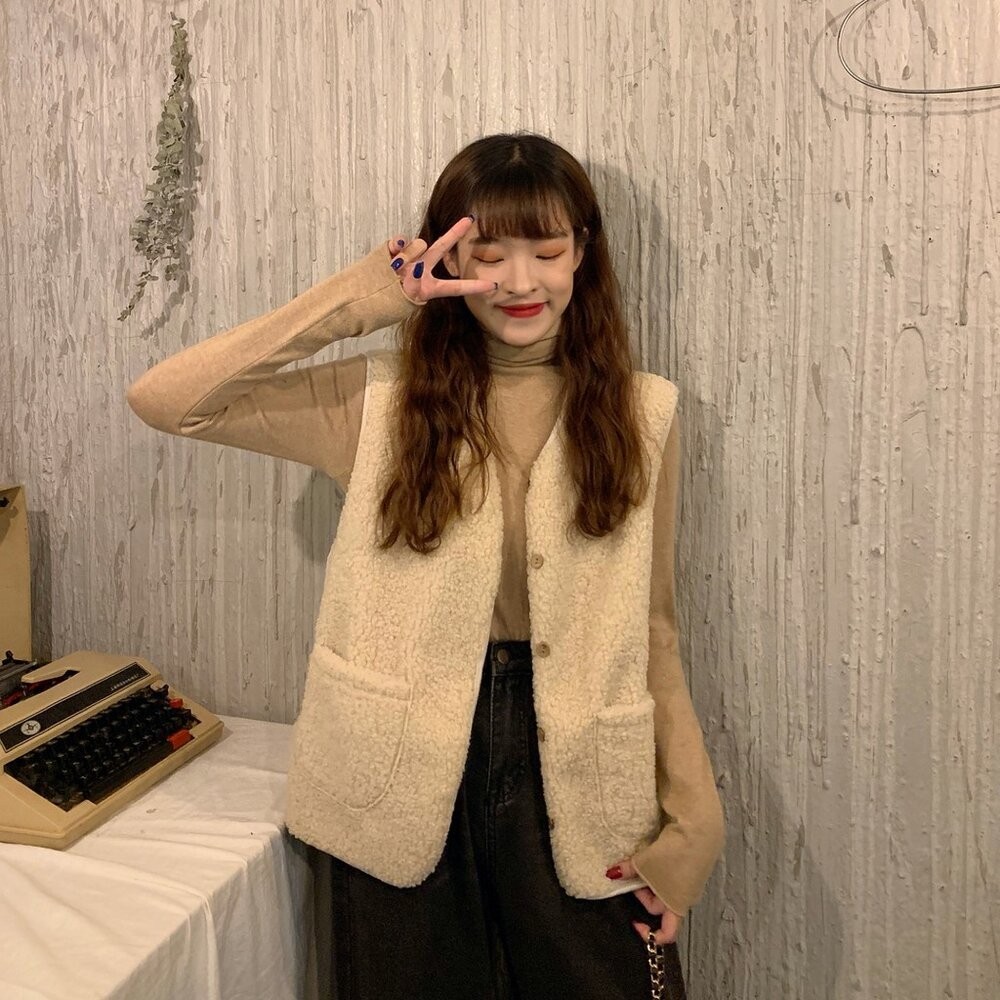 【台灣發貨】韓版顯瘦羊羔毛外套 外套 防曬外套 女裝 上衣 衣服 【J153】-細節圖2