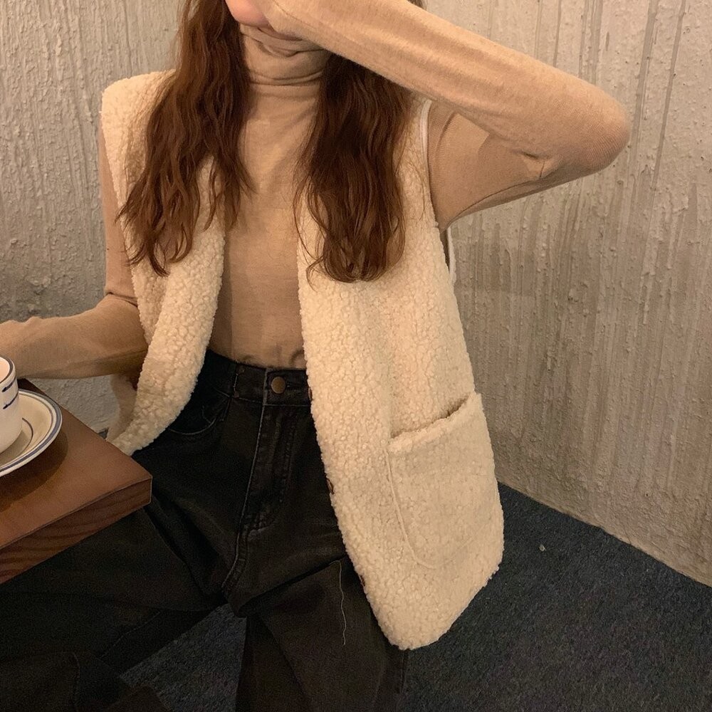 【台灣發貨】韓版顯瘦羊羔毛外套 外套 防曬外套 女裝 上衣 衣服 【J153】-細節圖6