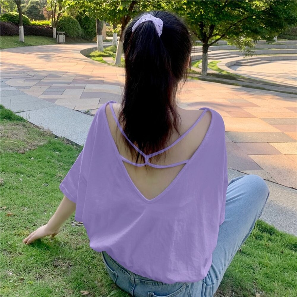 【台灣發貨】韓版寬鬆小心機露背短袖上衣 衣服 女裝 t恤 短袖t恤 上衣【T270】-細節圖3